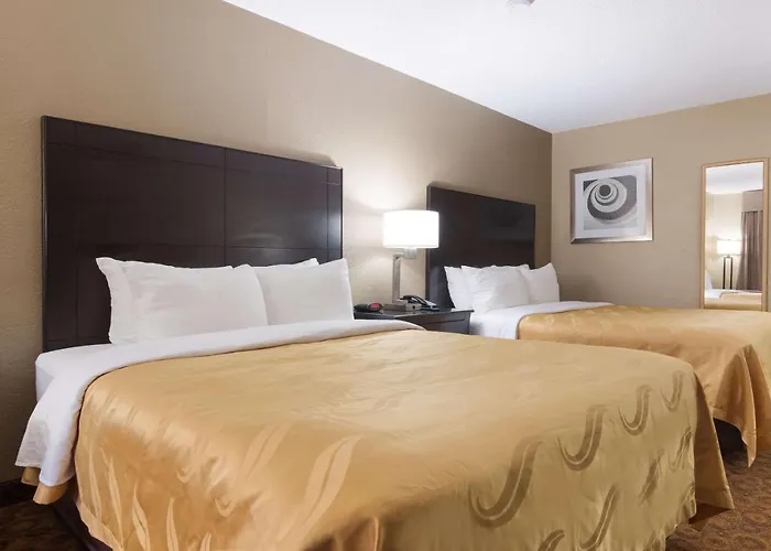 Quality Inn Magnolia